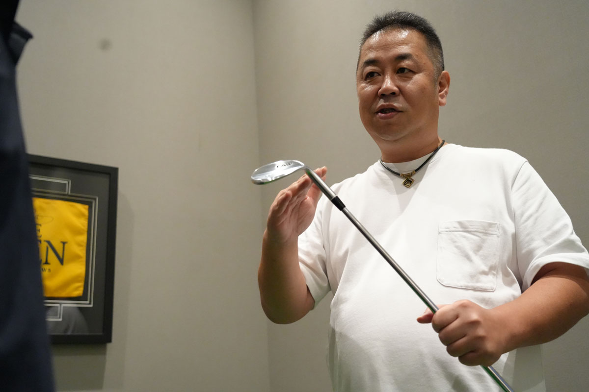 ゴルフ5プレステージ地区長・小口貴彦さん。「『FA-W』をはじめとした『EXCLUSIVE』の価値観を高めていきたい」。
